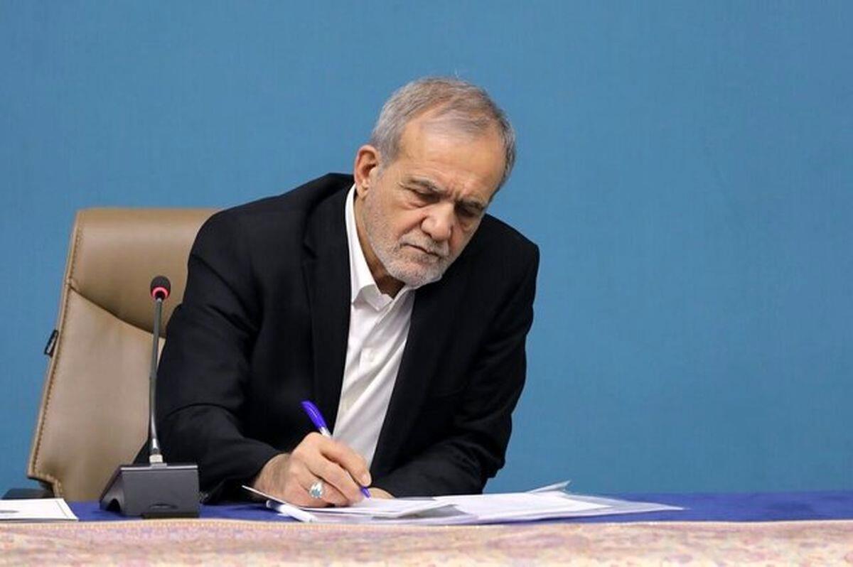 رئیس&zwnj;جمهوری اقدامات اجرایی دولت هوشمند را به وزارت ارتباطات محول کرد